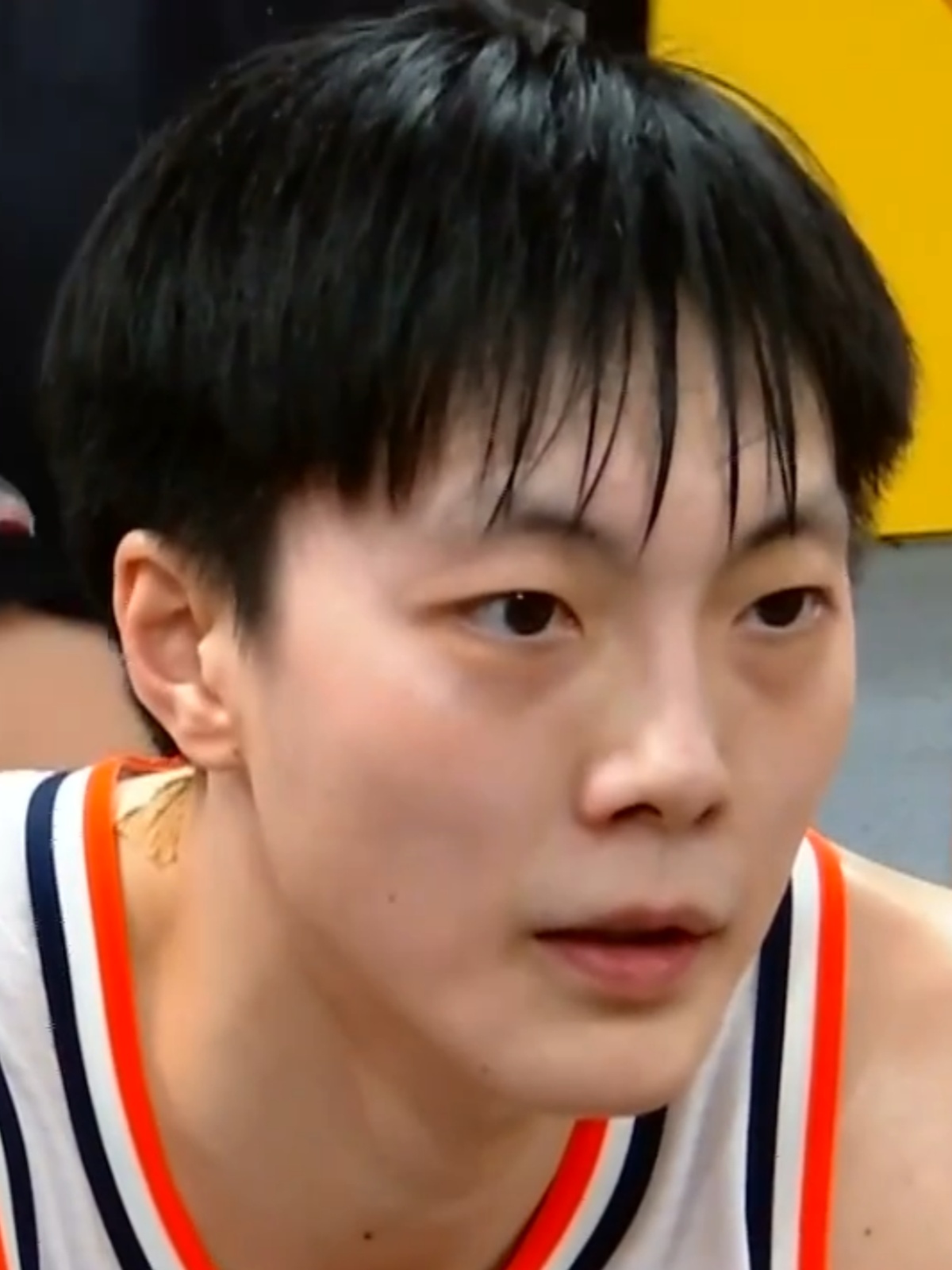 体育直播-转会期葡萄牙体育调整名单：CBA季后赛节点到来，质疑声仍在，年轻球员得到机会的简单介绍-体育直播